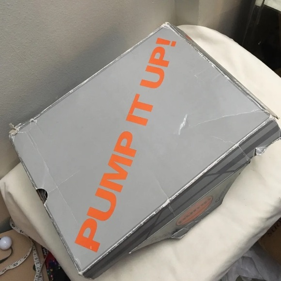 Reebok Classic Pump Omni Lite Black 4139031 - size 11 - New With Distressed  Box - Picture 2 of 12